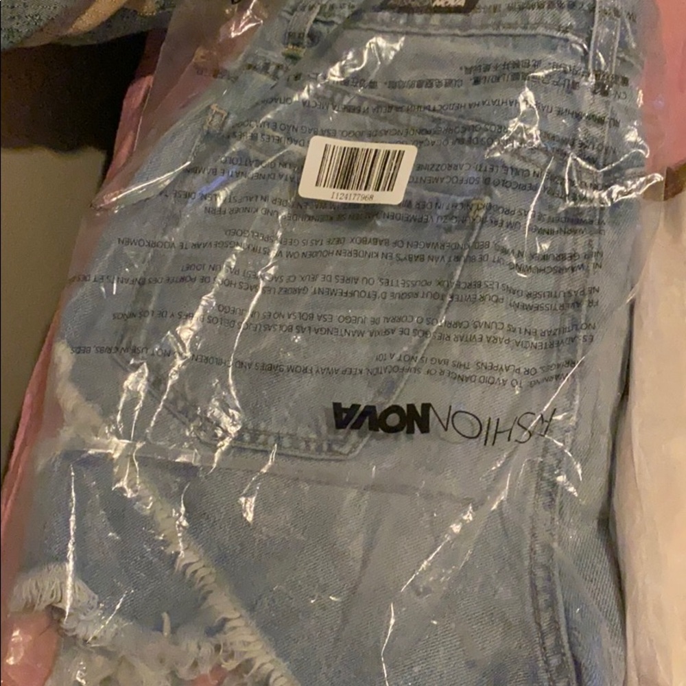 Size7 shorts